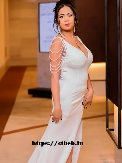 Female Escort in Dehradun